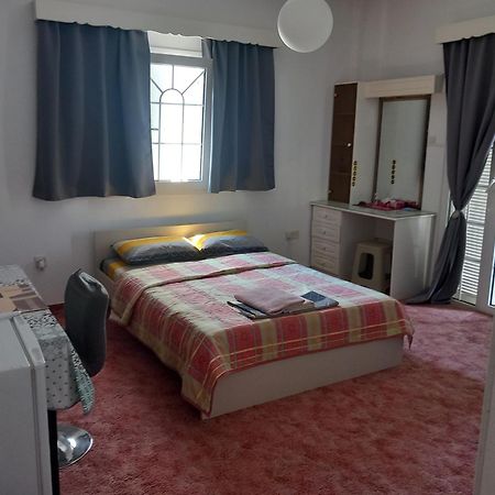 Apartament Vasilis House Dromolaxia Zewnętrze zdjęcie