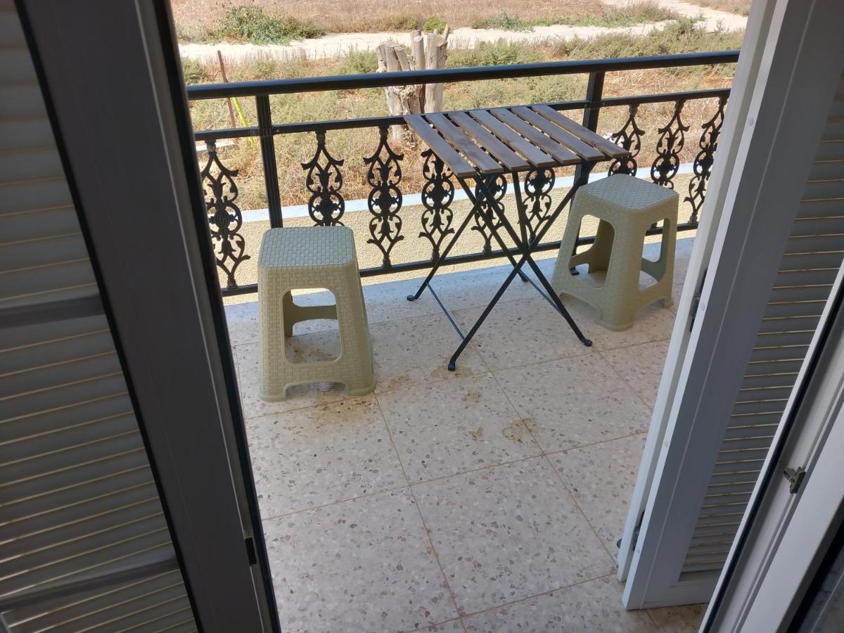 Apartament Vasilis House Dromolaxia Zewnętrze zdjęcie